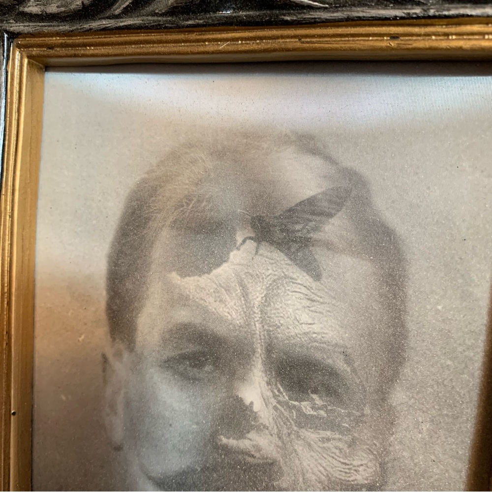 Halloween Creepy Photo Lenticular Spooky Changing Framed Web Dusty Haunted House - Picture 5 of 13